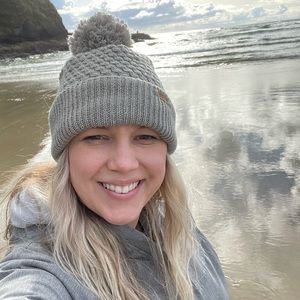 Meet your Posher, Alishia